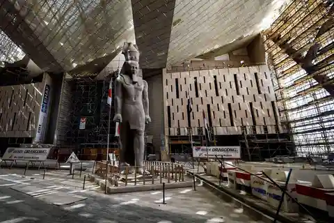 Da Sharm El-Sheikh: Escursione di un giorno a Giza con pranzo e trasferimento