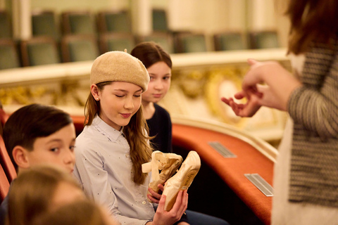 Dresden: Semperoper Guided Tour for Children – Prima, Ballerina Dresden: Semperoper Children's Guided Tour – Prima, Ballerina