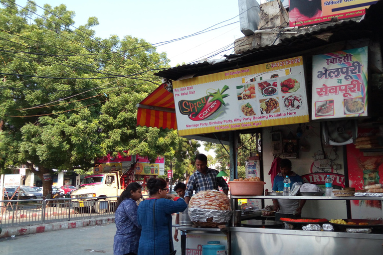 Agra: Street Food Tour with Spice Market on Tuk-Tuk