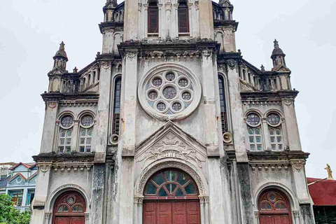 Hanoi: Military History Museum, Hoa Lo Prison & Gardens Tour Small Group: All-In-One Tour: Highlights & Train Street