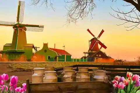 Amsterdam: Schansin pienryhmäpäiväretki: Giethoorn & Zaanse Schans Pienryhmäpäiväretki