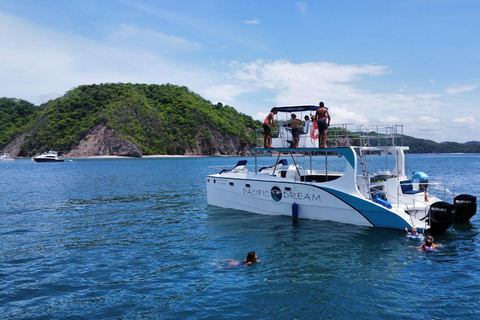 Catamaran Tours Costa Rica