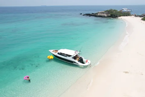 Pattaya: Private Speedboat 2-4 Islands Hopping with Lunch