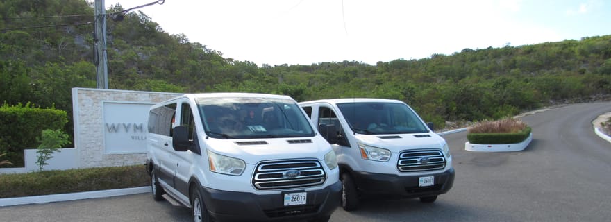 Transfert aller-retour partagé à l'aéroport de Providenciales