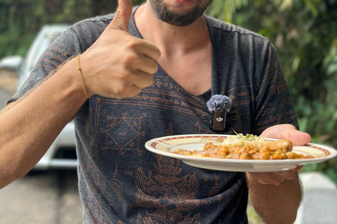 Colombo: Sri Lankan Street Food Lovers Evening Tour by Local