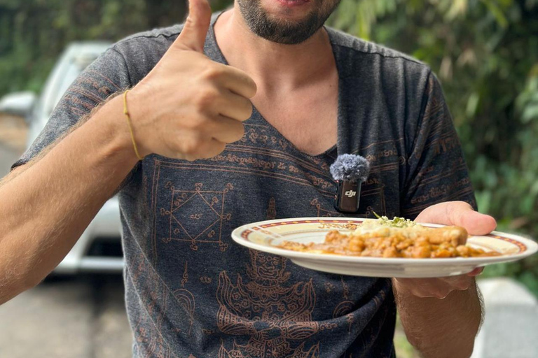 Colombo: Sri Lankan Street Food Lovers Evening Tour by Local