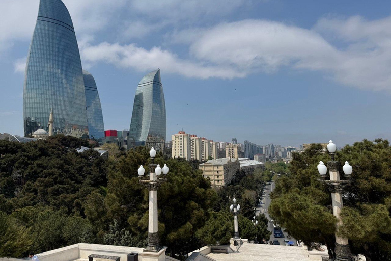 Modern Baku: Architecture & Urban Transformation Tour