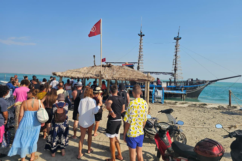 Djerba: Hessi Jerbi Day Trip with Boat Ride & Lunch