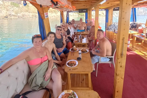 Antalya:Relax Boat Tour with Crystal Waters & Swimming Stops