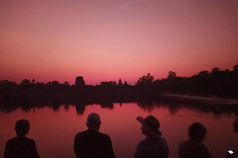 Tour privado de un día con salida del sol en Angkor Wat