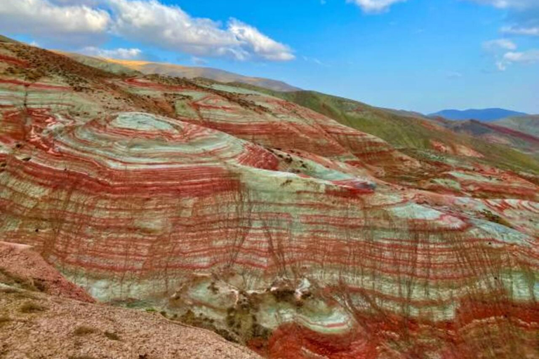 من باكو: جبال قصب الحلوى، تذوق العسل والتلفريك