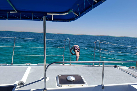 Djerba: excursion en bateau catamaran