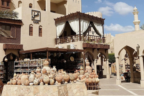 Från Muscat: Nizwa Fort, Souq, falaj &amp; Museum Dagsutflykt