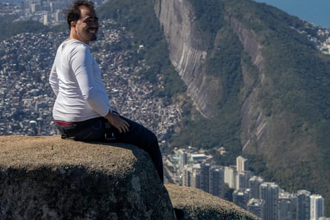 Pedra da Gávea RJ - guide + safety equipment