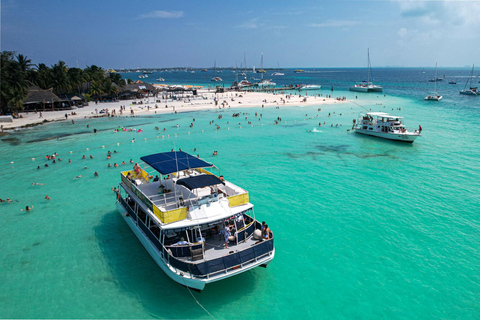 Catamarano illimitato per Isla Mujeres da Playa del carmen