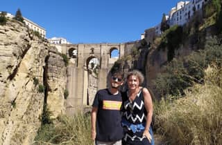 Privater Transfer von Sevilla nach Granada mit Zwischenstopp in Ronda