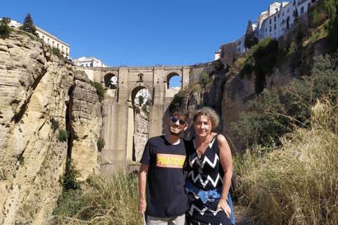 Private Tour from Sevilla to Granada stopping in Ronda