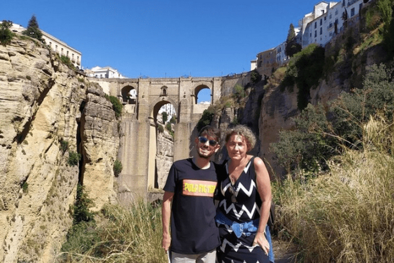 Private Tour from Sevilla to Granada stopping in Ronda