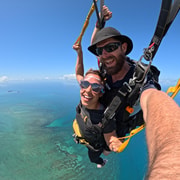 Cairns: Tandem Skydive