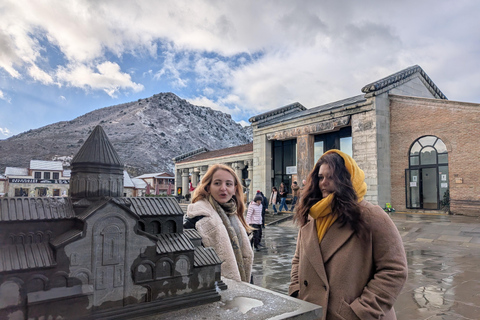 Tbilisi: Mtskheta Storytelling Tour with Wine Tasting
