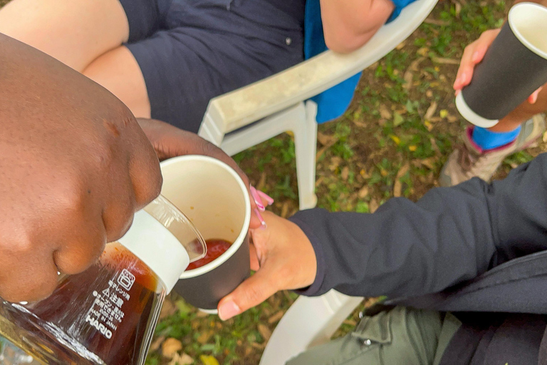 Zorobwe: Coffee Farm Tour with Cupping Session And Lunch