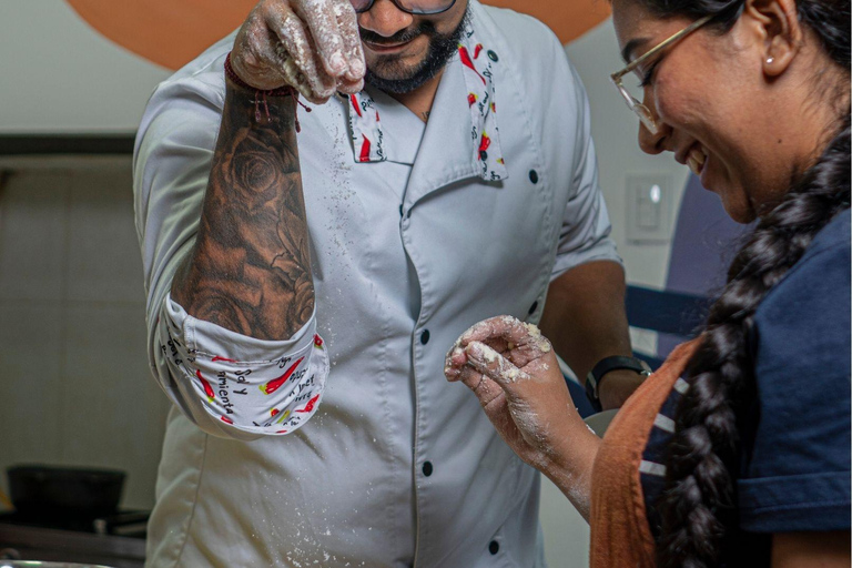 Carthagène : cours de desserts typiques dans un restaurant du centre historiqueCarthagène : cours de pâtisserie traditionnelle dans un restaurant du centre historique