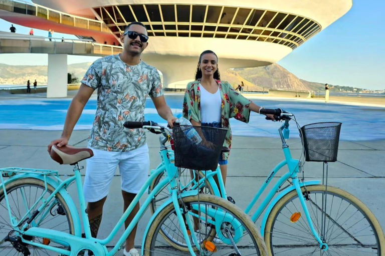 Rio de Janeiro: Bike Tour with Photos and Videos