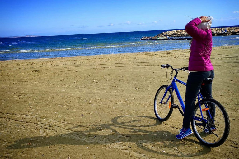 Larnaca: Salt Lake & Cultural Highlights Guided Bike Tour