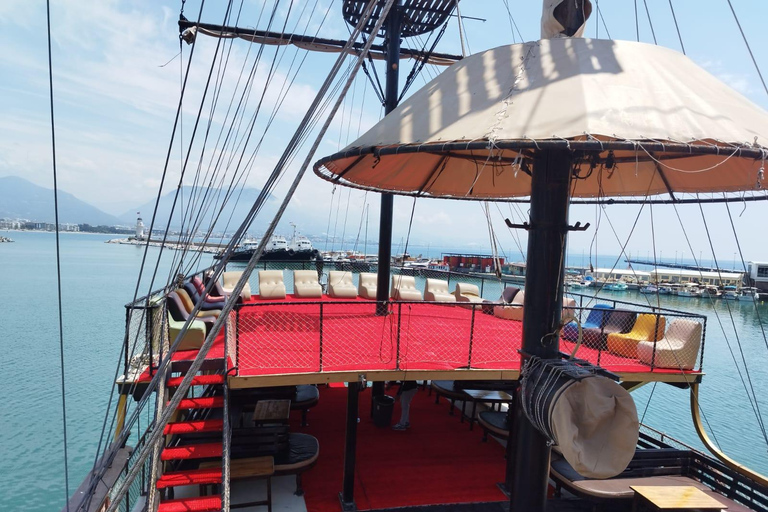 Pirate Tour on the Waterways of Alanya All Inclusive