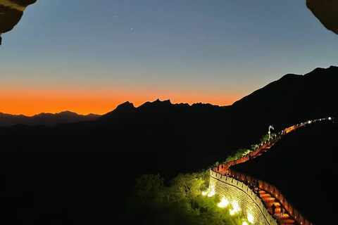 Beijing: Private Mutianyu Great Wall Evening Experience