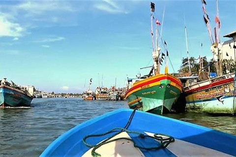 Negombo: Guided City Tour with Airport Drop-Off