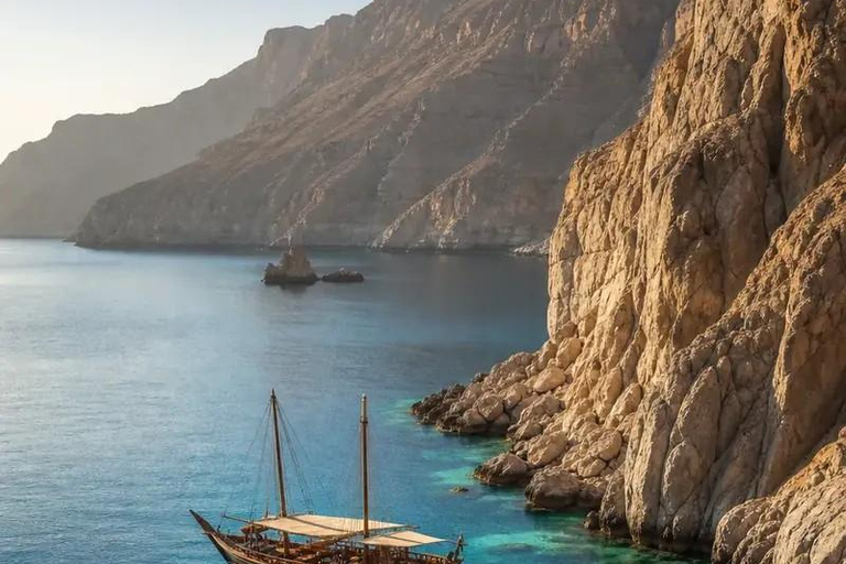 Muscat: Private Airport-to-Hotel Transfer & Guided City Tour KIA Carnival — Private Airport Transfer with Meet & Greet
