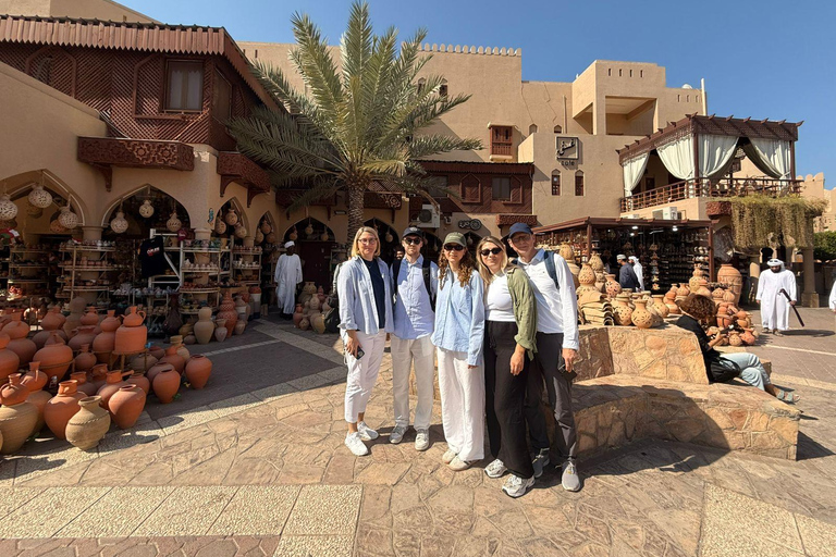 Shared Tour to Nizwa, Birkat Al Mouz & Green Mountain