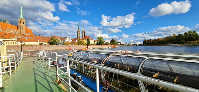 Wrocław: Boat Cruise with licensed guide only for your group