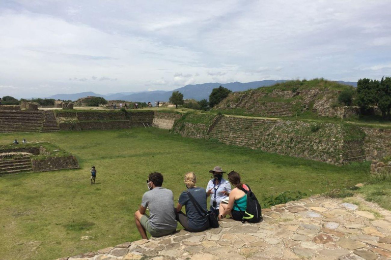 Oaxaca: Monte Albán, Alebrijes e Laboratori di argilla nera
