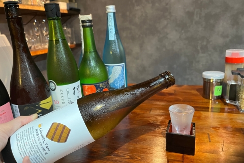 Dégustation de saké d'Osaka avec Takoyaki DIYOsaka : Expérience de cuisine Takoyaki avec Saké à Namba