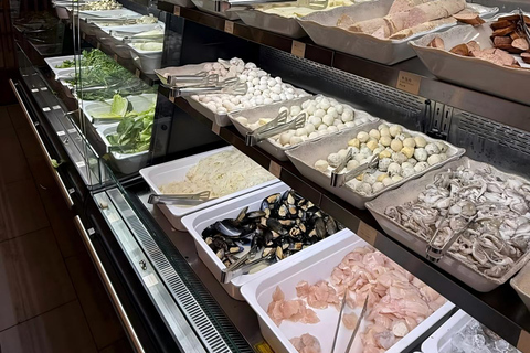 Chicago: Chinatown Walking Tour with Hot Pot Lunch