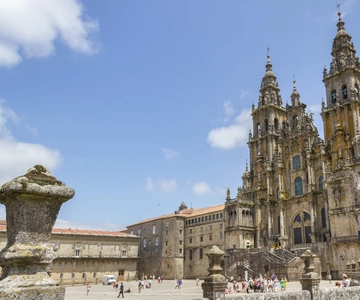 From Porto: Santiago de Compostela Full Day Tour