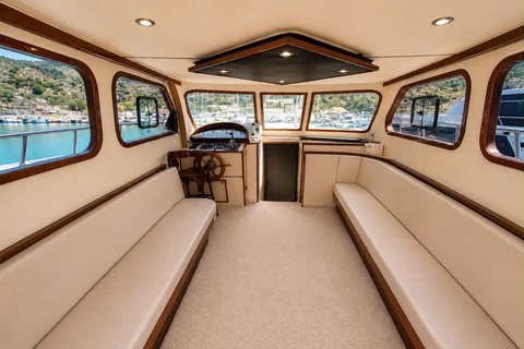 Alanya: Private Yacht with Lunch & Unlimited Soft Drinks