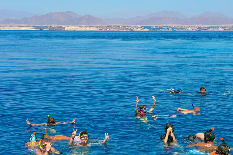Sharm El Sheikh: Tiran Island Boat Trip w Snorkeling & Lunch