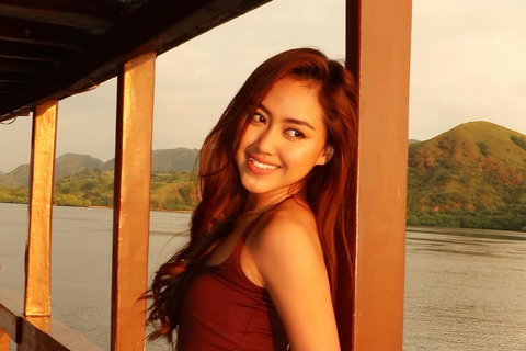 Labuan Bajo: 6 Island Komodo Speedboat Day Trip & Snorkeling