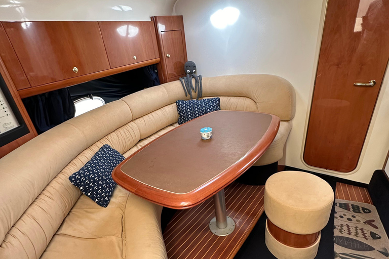 Crucero privado de lujo con almuerzo casero a bordo