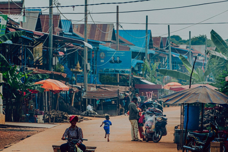 Siem Reap: Kulen Mountain, Beng Mealea, and Tonle Sap TourSmall Group Tour