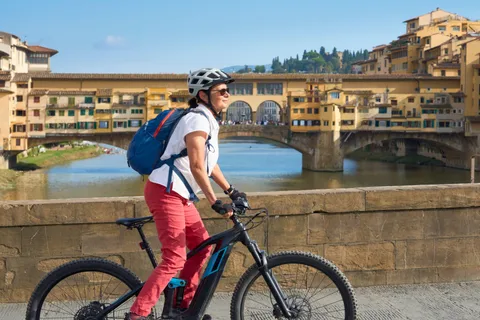 Florenz & Fiesole: E-BIKE Tour + Abholung und Rücktransfer mit dem Van