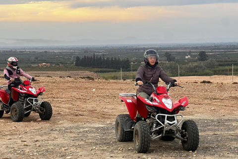 Da Marrakech: tour in quad nel deserto di Agafay con trasferimento