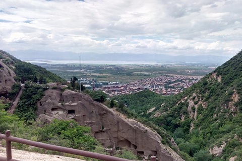 Privater Transfer zur Guyaju Ancient Cave (mit Optionen)