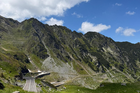 Brasov: Transfagarasan Road & Balea Lake Cable Car Brasov: Balea Lake by Cable Car