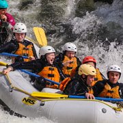 Voss Rafting en aguas bravas de clase 4