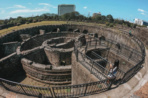 Manila: Private* Dinner with Cultural Show and City Tour