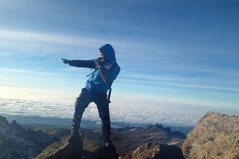 4-Day Mount Kenya Mountaineering Adventure 4-Day Mount Kenya Mountaineering Adventure